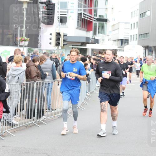 12.06.2026 - Holstenköstenlauf Andreas Tolksdorf http://msf.ph/oto/9745311 12.06.2026 18:05:12 Laufen 1, 26, 47, 4278 meine-sportfotos.de