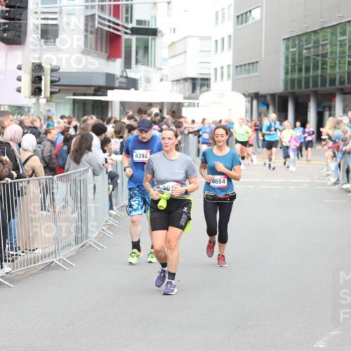12.06.2026 - Holstenköstenlauf Andreas Tolksdorf http://msf.ph/oto/9745340 12.06.2026 18:05:36 Laufen 4392, 4654 meine-sportfotos.de