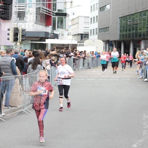 12.06.2026 - Holstenköstenlauf Andreas Tolksdorf http://msf.ph/oto/9745371 12.06.2026 18:06:17 Laufen 728, 3815 meine-sportfotos.de