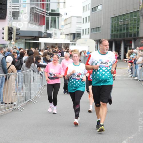 12.06.2026 - Holstenköstenlauf Andreas Tolksdorf http://msf.ph/oto/9745375 12.06.2026 18:06:30 Laufen 4673, 3546, 3545 meine-sportfotos.de