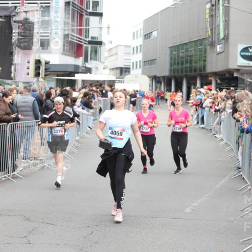 12.06.2026 - Holstenköstenlauf Andreas Tolksdorf http://msf.ph/oto/9745384 12.06.2026 18:06:36 Laufen 4737, 4738, 3379, 4059 meine-sportfotos.de
