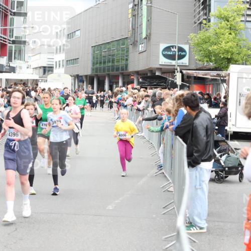 12.06.2026 - Holstenköstenlauf Andreas Tolksdorf http://msf.ph/oto/9745423 12.06.2026 18:07:18 Laufen 4100, 4396, 9, 6, 870, 476, 3929, 4006 meine-sportfotos.de