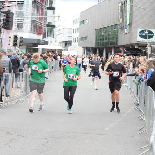 12.06.2026 - Holstenköstenlauf Andreas Tolksdorf http://msf.ph/oto/9745432 12.06.2026 18:07:24 Laufen 4138, 4105, 4134 meine-sportfotos.de