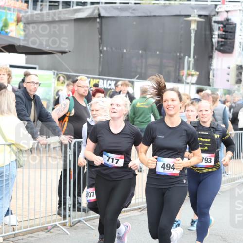 12.06.2026 - Holstenköstenlauf Andreas Tolksdorf http://msf.ph/oto/9745448 12.06.2026 18:07:40 Laufen 4707, 717, 494, 193 meine-sportfotos.de