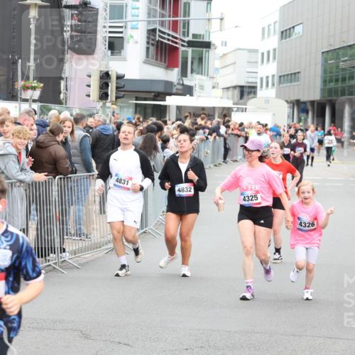 12.06.2026 - Holstenköstenlauf Andreas Tolksdorf http://msf.ph/oto/9745467 12.06.2026 18:08:01 Laufen 3281, 4831, 4832, 4325, 4326 meine-sportfotos.de