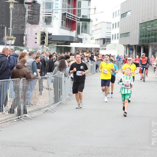 12.06.2026 - Holstenköstenlauf Andreas Tolksdorf http://msf.ph/oto/9745483 12.06.2026 18:08:17 Laufen 20, 01, 4022, 535, 3580, 3581 meine-sportfotos.de