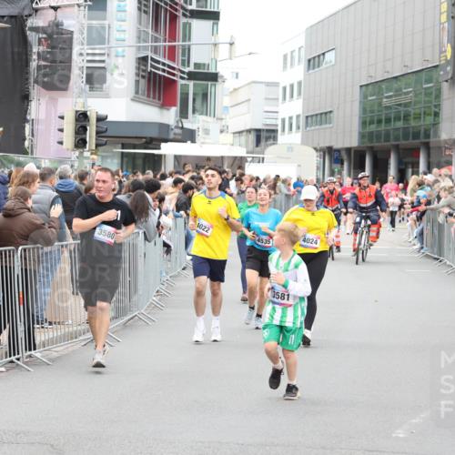 12.06.2026 - Holstenköstenlauf Andreas Tolksdorf http://msf.ph/oto/9745484 12.06.2026 18:08:19 Laufen 3580, 4022, 4535, 4024, 3581 meine-sportfotos.de