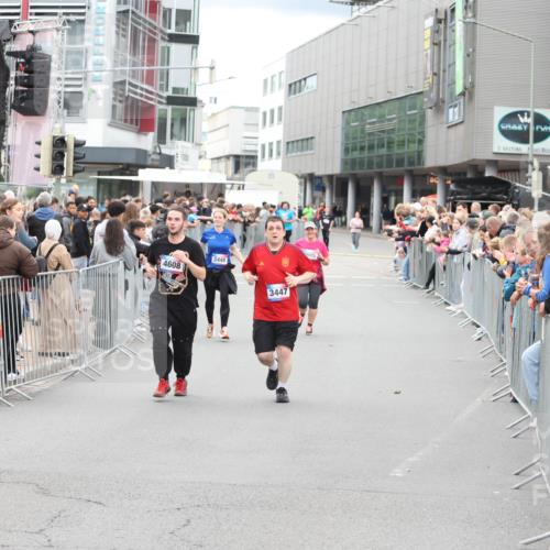 12.06.2026 - Holstenköstenlauf Andreas Tolksdorf http://msf.ph/oto/9745504 12.06.2026 18:08:54 Laufen 4608, 3448, 3447 meine-sportfotos.de