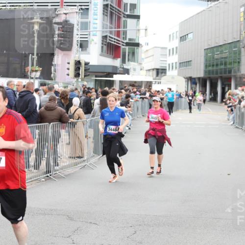 12.06.2026 - Holstenköstenlauf Andreas Tolksdorf http://msf.ph/oto/9745506 12.06.2026 18:08:57 Laufen 4, 11, 26, 3447, 3448, 3605 meine-sportfotos.de