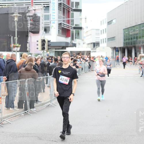 12.06.2026 - Holstenköstenlauf Andreas Tolksdorf http://msf.ph/oto/9745520 12.06.2026 18:09:16 Laufen 11, 26, 3539, 4236 meine-sportfotos.de