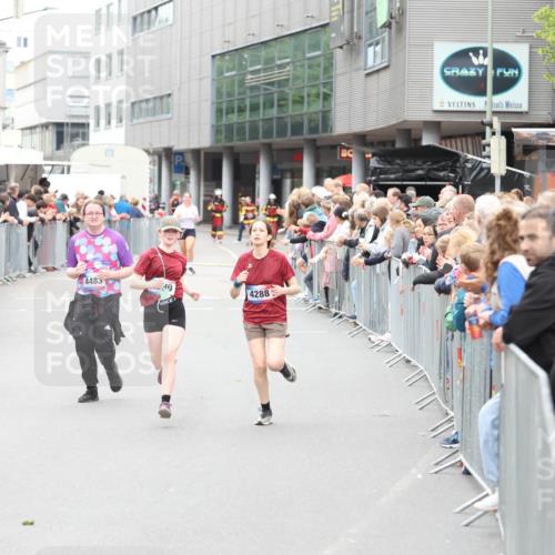 12.06.2026 - Holstenköstenlauf Andreas Tolksdorf http://msf.ph/oto/9745535 12.06.2026 18:09:34 Laufen 4483, 20, 4288 meine-sportfotos.de