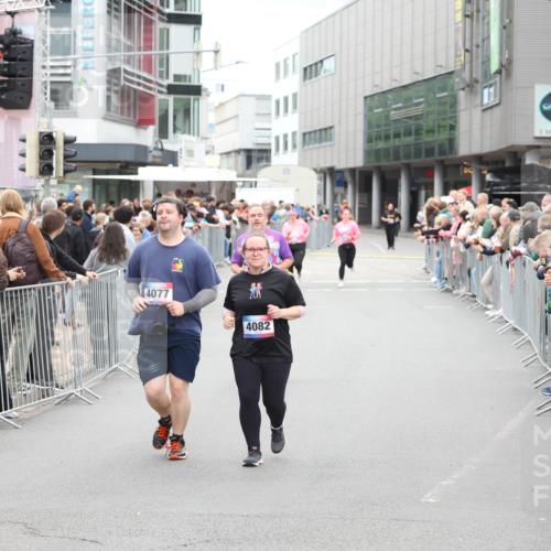12.06.2026 - Holstenköstenlauf Andreas Tolksdorf http://msf.ph/oto/9745564 12.06.2026 18:10:24 Laufen 4077, 4082 meine-sportfotos.de