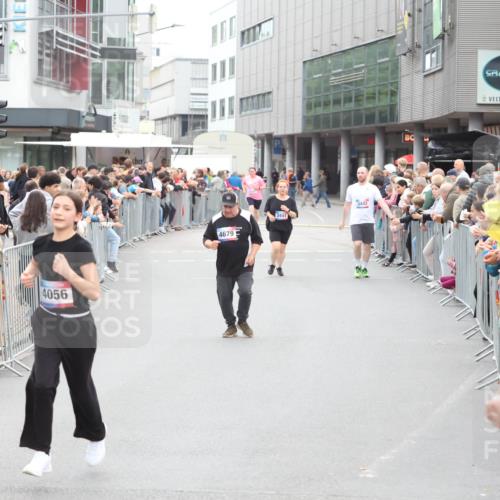 12.06.2026 - Holstenköstenlauf Andreas Tolksdorf http://msf.ph/oto/9745623 12.06.2026 18:11:59 Laufen 4056, 4679, 3441, 3442 meine-sportfotos.de