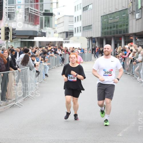 12.06.2026 - Holstenköstenlauf Andreas Tolksdorf http://msf.ph/oto/9745631 12.06.2026 18:12:07 Laufen 3441, 3442 meine-sportfotos.de