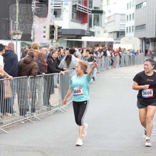 12.06.2026 - Holstenköstenlauf Andreas Tolksdorf http://msf.ph/oto/9745647 12.06.2026 18:12:32 Laufen 3688, 3689 meine-sportfotos.de