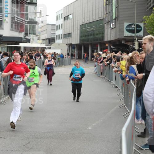 12.06.2026 - Holstenköstenlauf Andreas Tolksdorf http://msf.ph/oto/9745692 12.06.2026 18:15:22 Laufen 4405, 4580, 4211 meine-sportfotos.de