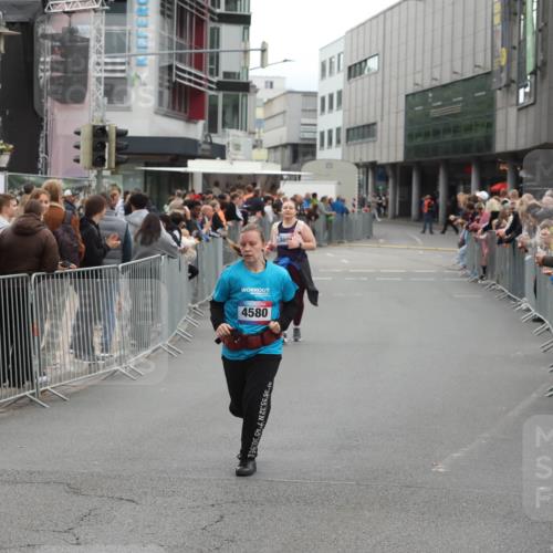 12.06.2026 - Holstenköstenlauf Andreas Tolksdorf http://msf.ph/oto/9745697 12.06.2026 18:15:24 Laufen 4580, 135, 55, 32, 7, 45, 30, 96, 3609 meine-sportfotos.de