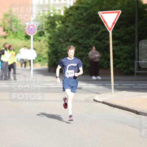 12.06.2026 - Holstenköstenlauf Andreas Tolksdorf http://msf.ph/oto/9745708 12.06.2026 19:07:26 Laufen 3630 meine-sportfotos.de