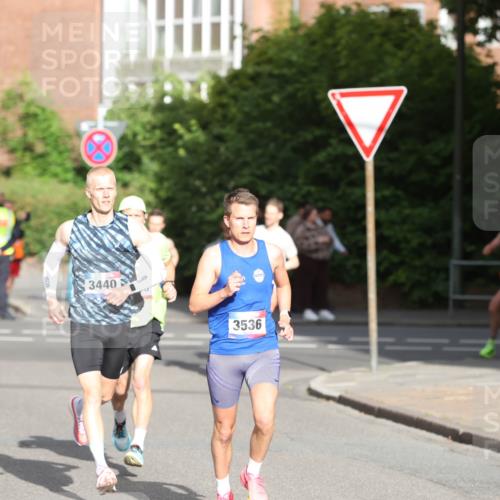 12.06.2026 - Holstenköstenlauf Andreas Tolksdorf http://msf.ph/oto/9745709 12.06.2026 19:07:40 Laufen 3440, 3536 meine-sportfotos.de