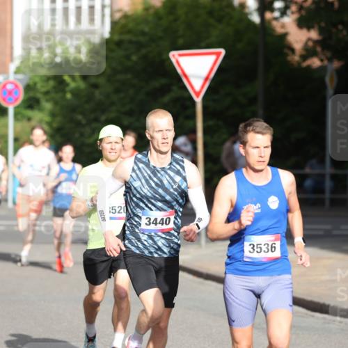 12.06.2026 - Holstenköstenlauf Andreas Tolksdorf http://msf.ph/oto/9745712 12.06.2026 19:07:41 Laufen 520, 3440, 3536 meine-sportfotos.de