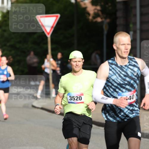 12.06.2026 - Holstenköstenlauf Andreas Tolksdorf http://msf.ph/oto/9745714 12.06.2026 19:07:42 Laufen 3520, 40, 3 meine-sportfotos.de