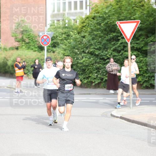 12.06.2026 - Holstenköstenlauf Andreas Tolksdorf http://msf.ph/oto/9745750 12.06.2026 19:08:07 Laufen 3075, 335, 4242 meine-sportfotos.de