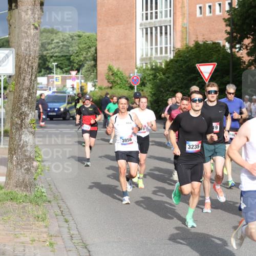 12.06.2026 - Holstenköstenlauf Andreas Tolksdorf http://msf.ph/oto/9745812 12.06.2026 19:08:50 Laufen 4314, 3956, 1115, 3235, 19, 188, 3022, 64 meine-sportfotos.de