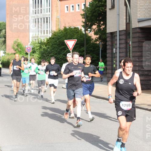 12.06.2026 - Holstenköstenlauf Andreas Tolksdorf http://msf.ph/oto/9745841 12.06.2026 19:09:06 Laufen 480, 4067, 3209, 159, 350, 4799 meine-sportfotos.de