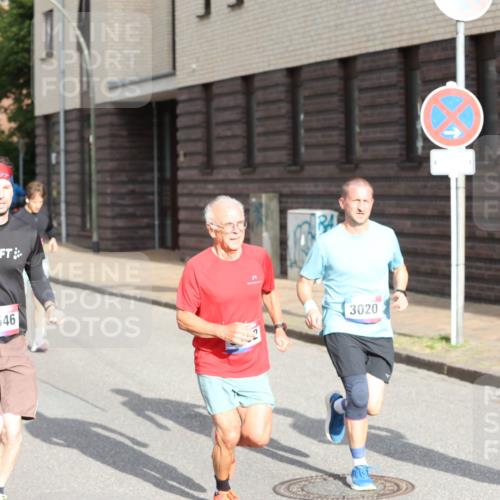 12.06.2026 - Holstenköstenlauf Andreas Tolksdorf http://msf.ph/oto/9745872 12.06.2026 19:09:24 Laufen 4546, 3020 meine-sportfotos.de