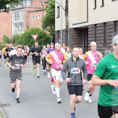 12.06.2026 - Holstenköstenlauf Andreas Tolksdorf http://msf.ph/oto/9745946 12.06.2026 19:10:09 Laufen 4114, 840, 3651, 1860, 17, 3658, 3208, 15 meine-sportfotos.de