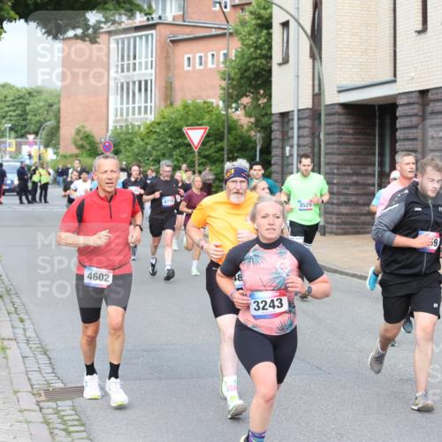 12.06.2026 - Holstenköstenlauf Andreas Tolksdorf http://msf.ph/oto/9745959 12.06.2026 19:10:15 Laufen 4719, 3525, 4602, 3243, 9 meine-sportfotos.de
