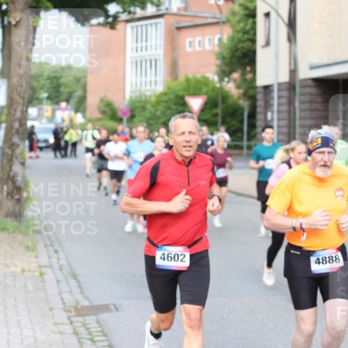 12.06.2026 - Holstenköstenlauf Andreas Tolksdorf http://msf.ph/oto/9745961 12.06.2026 19:10:16 Laufen 4602, 4888 meine-sportfotos.de