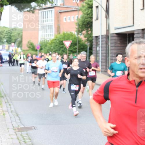 12.06.2026 - Holstenköstenlauf Andreas Tolksdorf http://msf.ph/oto/9745962 12.06.2026 19:10:17 Laufen 1132, 457, 3525 meine-sportfotos.de