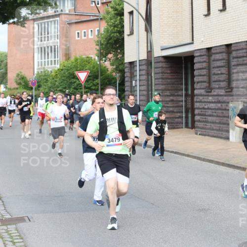 12.06.2026 - Holstenköstenlauf Andreas Tolksdorf http://msf.ph/oto/9745969 12.06.2026 19:10:24 Laufen 3975, 3112, 3236, 3479, 3533, 3889, 3 meine-sportfotos.de