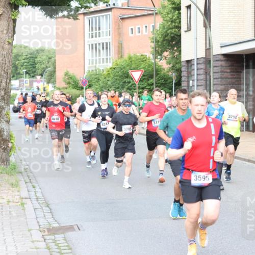 12.06.2026 - Holstenköstenlauf Andreas Tolksdorf http://msf.ph/oto/9746003 12.06.2026 19:10:45 Laufen 30621, 4610, 4241, 3705, 3116, 3292, 3490, 3595 meine-sportfotos.de
