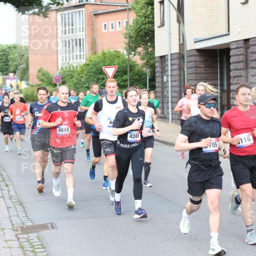 12.06.2026 - Holstenköstenlauf Andreas Tolksdorf http://msf.ph/oto/9746008 12.06.2026 19:10:47 Laufen 4848, 3062, 4, 11, 4610, 44, 4241, 96, 705, 116 meine-sportfotos.de