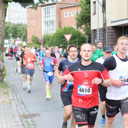 12.06.2026 - Holstenköstenlauf Andreas Tolksdorf http://msf.ph/oto/9746013 12.06.2026 19:10:49 Laufen 352, 1, 4610, 11, 440, 3796 meine-sportfotos.de