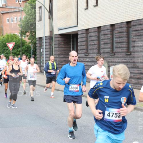 12.06.2026 - Holstenköstenlauf Andreas Tolksdorf http://msf.ph/oto/9746032 12.06.2026 19:10:58 Laufen 4890, 82, 4442, 4420, 3255, 3866, 537, 10, 06, 15, 06, 26, 14, 4752, 5717 meine-sportfotos.de