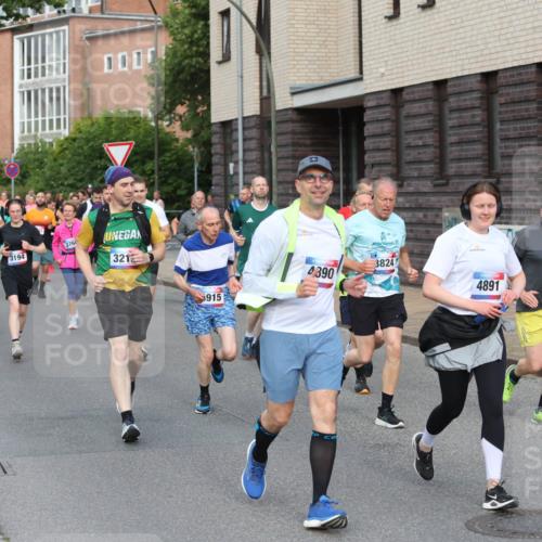 12.06.2026 - Holstenköstenlauf Andreas Tolksdorf http://msf.ph/oto/9746041 12.06.2026 19:11:03 Laufen 4121, 3760, 3037, 3194, 321, 3824, 4390, 915, 4891, 4625, 10, 06, 15, 06, 26 meine-sportfotos.de
