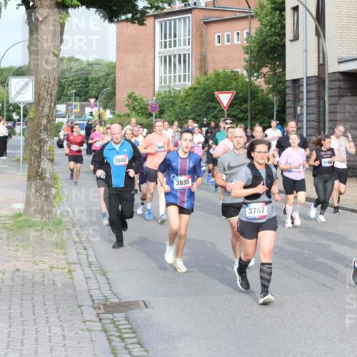 12.06.2026 - Holstenköstenlauf Andreas Tolksdorf http://msf.ph/oto/9746056 12.06.2026 19:11:11 Laufen 3502, 3053, 3935, 3767, 568, 3768, 3247 meine-sportfotos.de