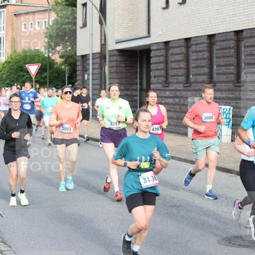 12.06.2026 - Holstenköstenlauf Andreas Tolksdorf http://msf.ph/oto/9746124 12.06.2026 19:11:57 Laufen 10, 4721, 3803, 3257, 3608, 4397, 2025, 3136, 19, 10, 06, 15, 06, 26, 328 meine-sportfotos.de