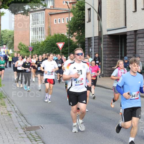 12.06.2026 - Holstenköstenlauf Andreas Tolksdorf http://msf.ph/oto/9746138 12.06.2026 19:12:03 Laufen 0, 1, 4244, 424, 4732, 4771, 749, 3417, 3411 meine-sportfotos.de