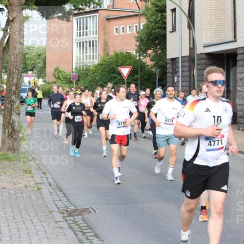 12.06.2026 - Holstenköstenlauf Andreas Tolksdorf http://msf.ph/oto/9746139 12.06.2026 19:12:04 Laufen 4120, 3127, 523, 0, 1, 4244, 4737, 4731, 10, 4771, 317 meine-sportfotos.de