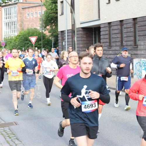 12.06.2026 - Holstenköstenlauf Andreas Tolksdorf http://msf.ph/oto/9746173 12.06.2026 19:12:32 Laufen 3065, 621, 4836, 3620, 4693, 3279, 4268 meine-sportfotos.de