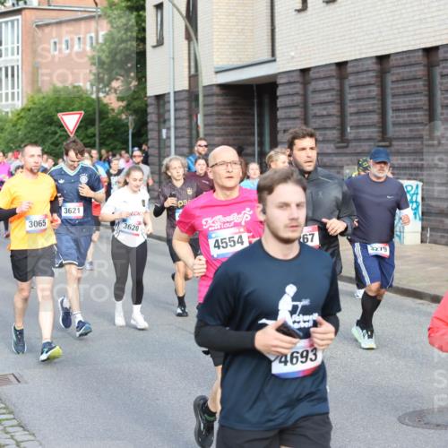 12.06.2026 - Holstenköstenlauf Andreas Tolksdorf http://msf.ph/oto/9746174 12.06.2026 19:12:32 Laufen 4836, 4760, 3621, 3065, 00, 3620, 4554, 67, 3279, 4693, 1268, 39 meine-sportfotos.de