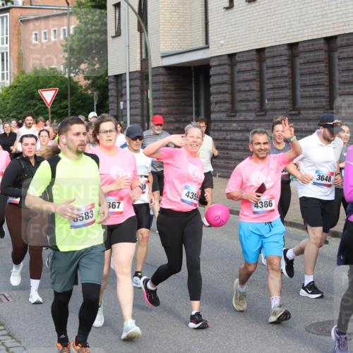 12.06.2026 - Holstenköstenlauf Andreas Tolksdorf http://msf.ph/oto/9746189 12.06.2026 19:12:41 Laufen 3828, 366, 367, 5583, 4355, 4386, 10, 06, 15, 06, 26, 4, 3648 meine-sportfotos.de