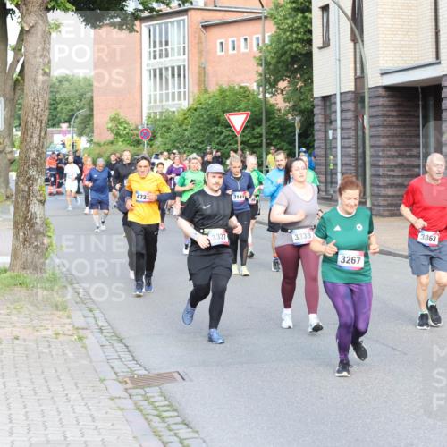 12.06.2026 - Holstenköstenlauf Andreas Tolksdorf http://msf.ph/oto/9746229 12.06.2026 19:13:06 Laufen 472, 3141, 3337, 3338, 3267, 3863, 3395 meine-sportfotos.de