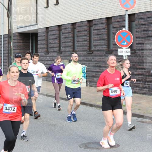 12.06.2026 - Holstenköstenlauf Andreas Tolksdorf http://msf.ph/oto/9746253 12.06.2026 19:13:18 Laufen 4808, 0005, 3473, 4090, 3472, 4491, 4089, 10, 06, 15, 06, 26, 3031, 4401, 479, 4084, 103 meine-sportfotos.de