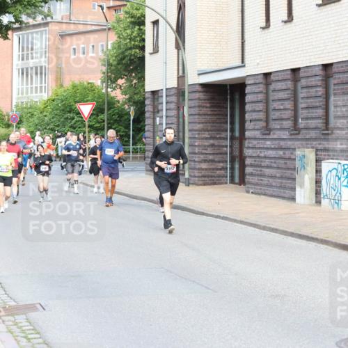 12.06.2026 - Holstenköstenlauf Andreas Tolksdorf http://msf.ph/oto/9746289 12.06.2026 19:13:43 Laufen 3481, 3587, 3357 meine-sportfotos.de