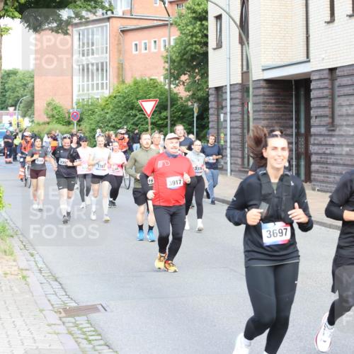 12.06.2026 - Holstenköstenlauf Andreas Tolksdorf http://msf.ph/oto/9746302 12.06.2026 19:13:55 Laufen 335, 4359, 3387, 3917, 3376, 3697, 5096 meine-sportfotos.de